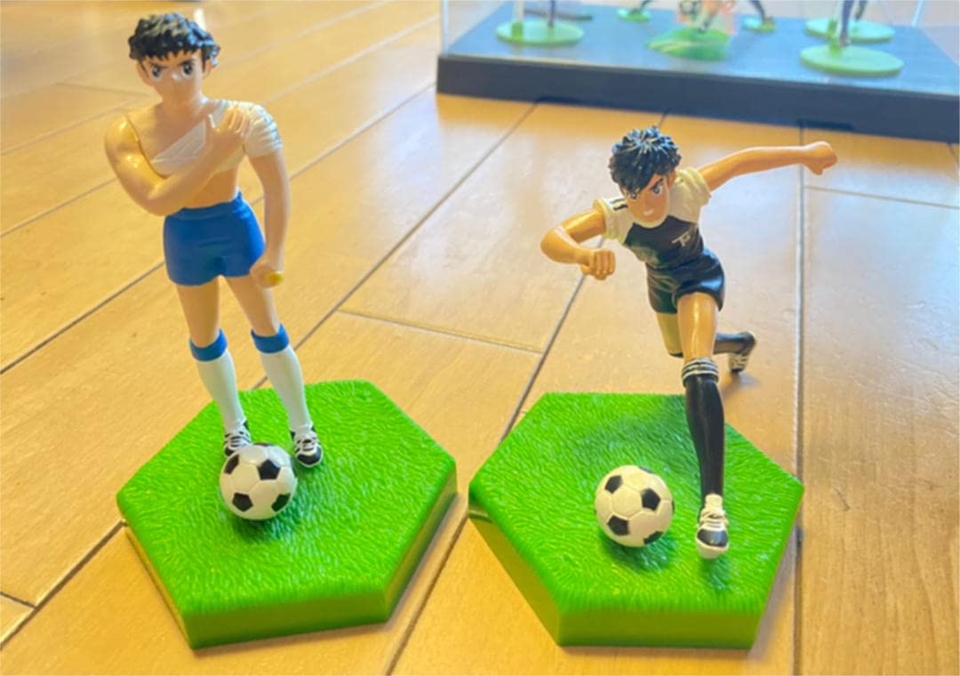 キャプテン翼　大空翼　日向小次郎　フィギュア Amazon | キャプテン翼 フィギュア 2体セット 大空翼 日向小次郎